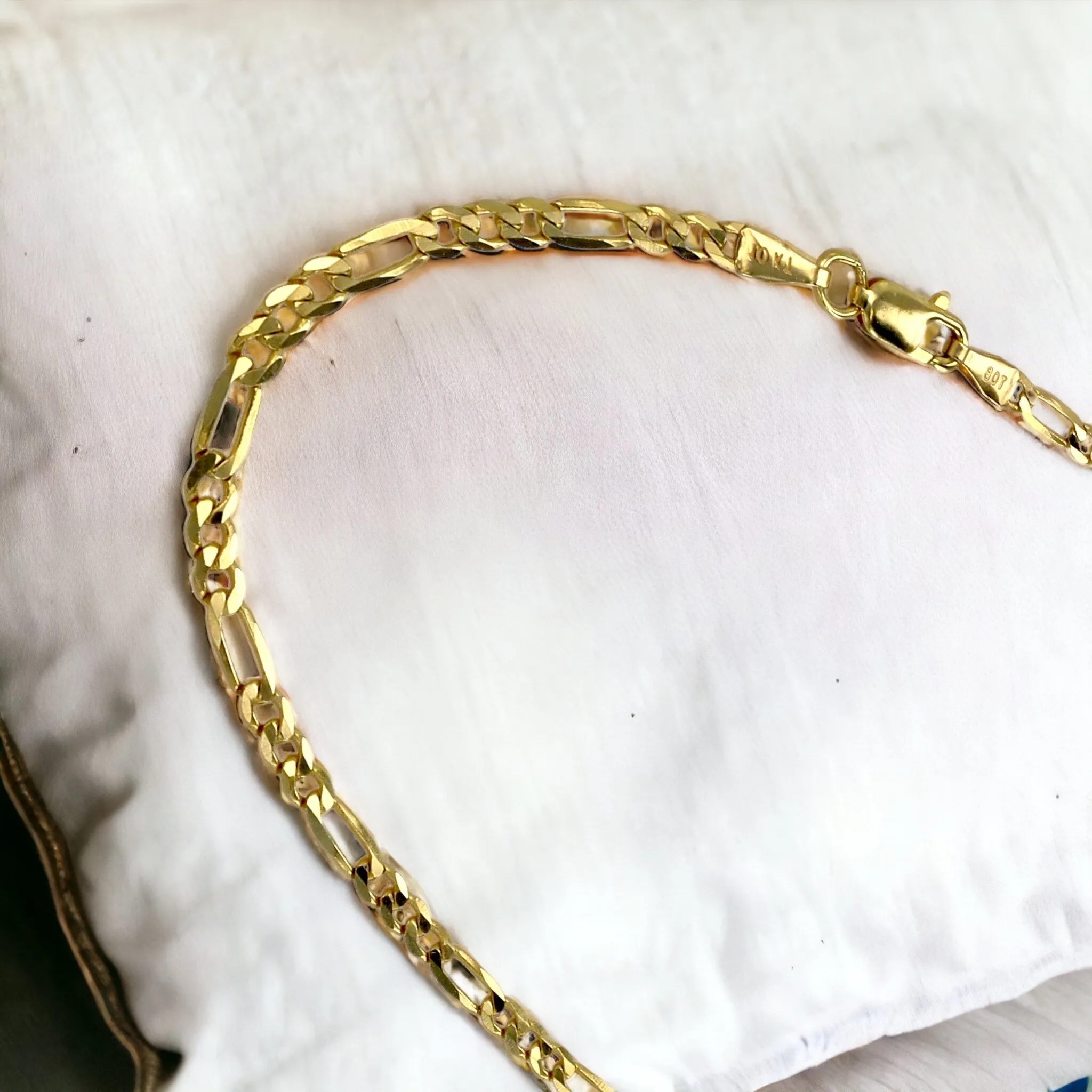 10K yellow gold Figaro Anklet