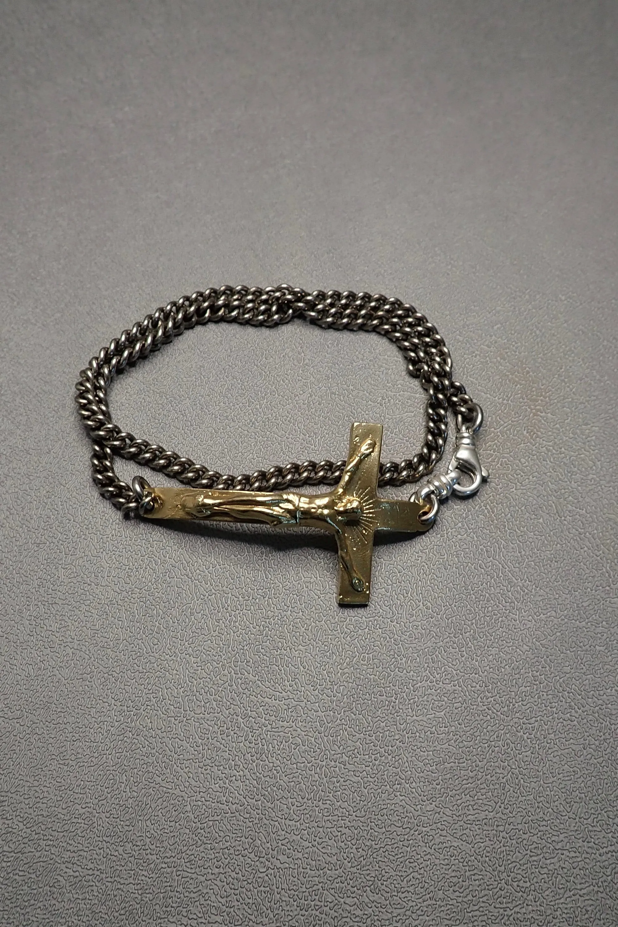 CROSS BRACELET