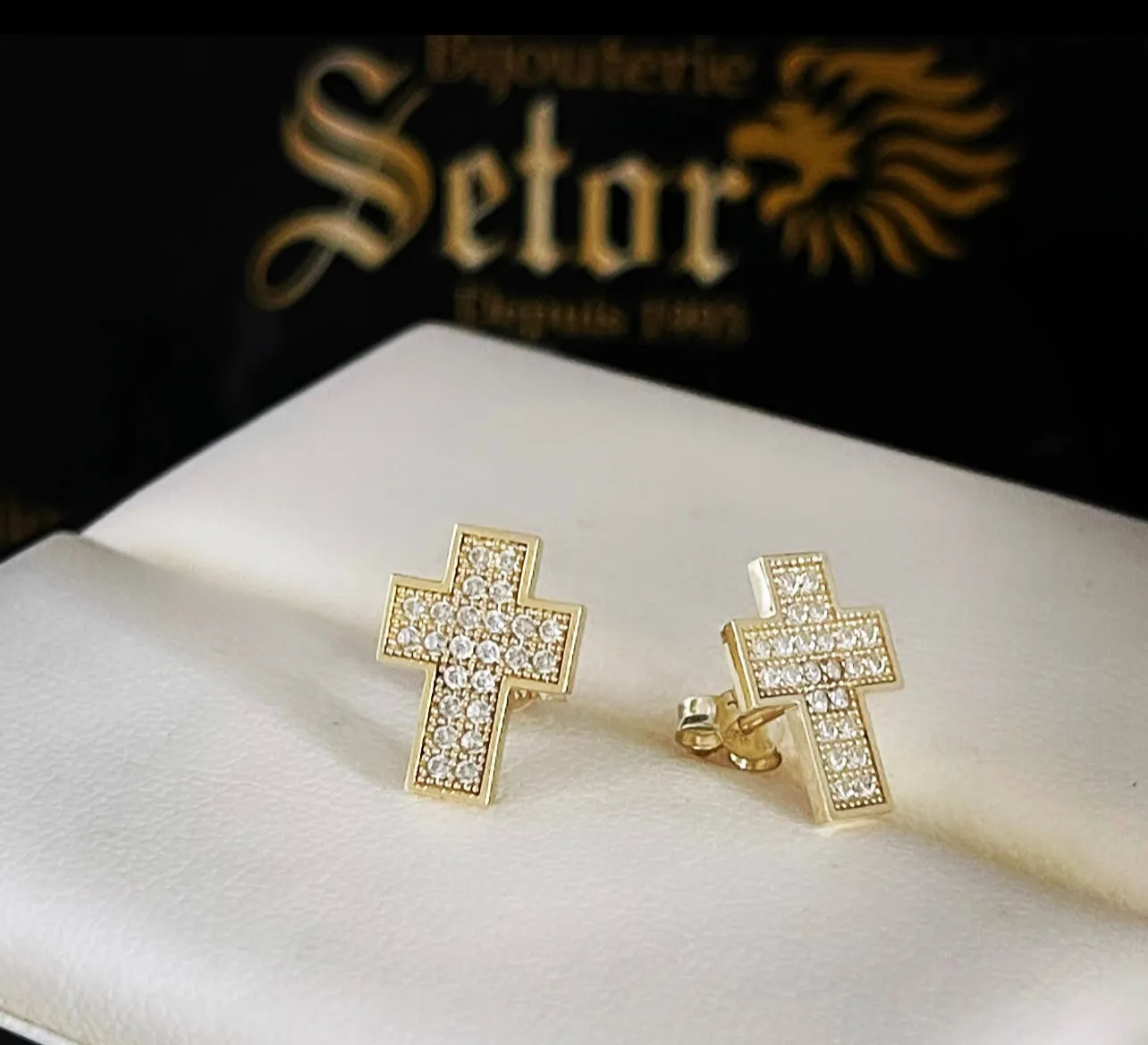 Cross stud earrings