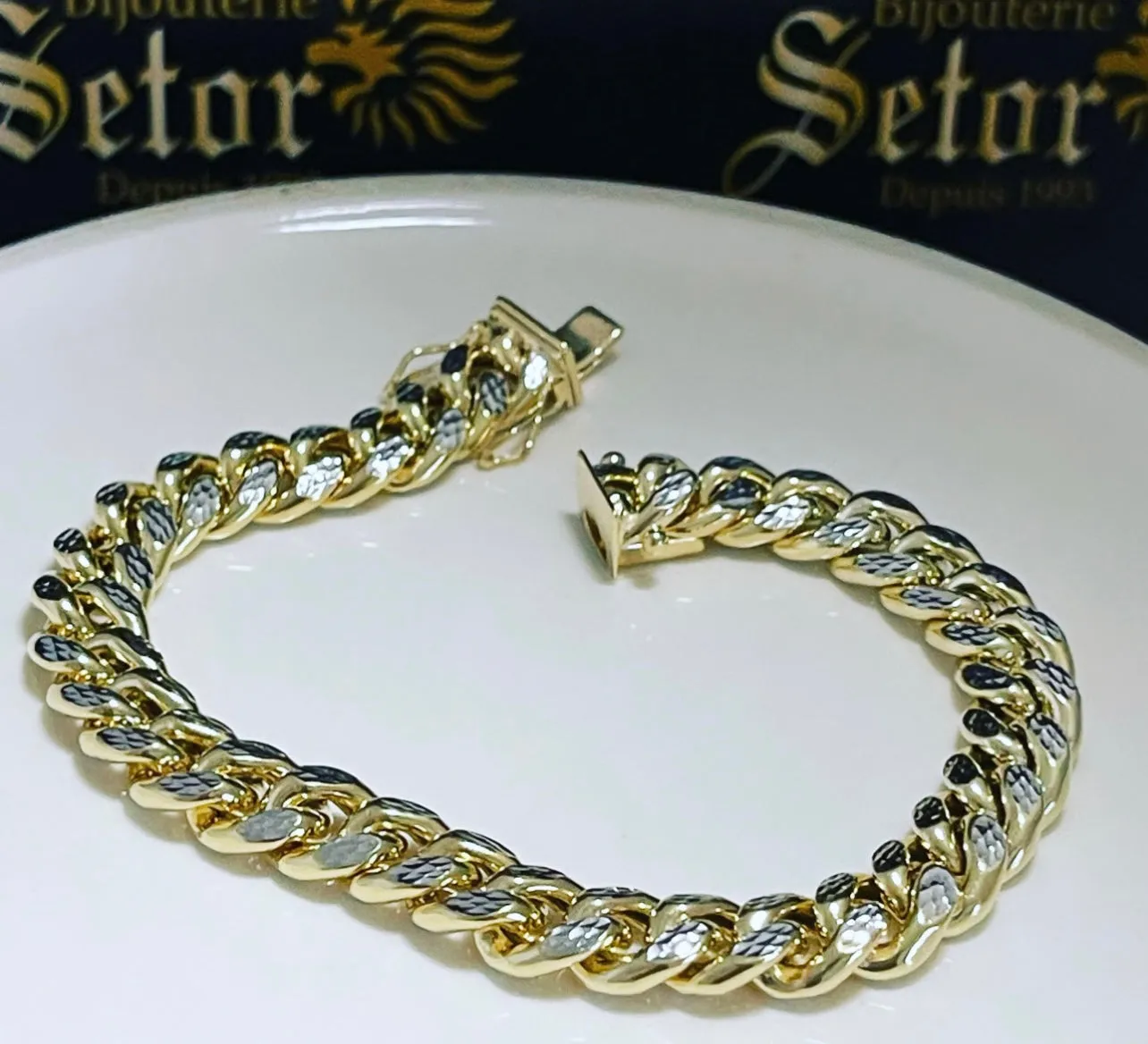 Cuban link bracelet