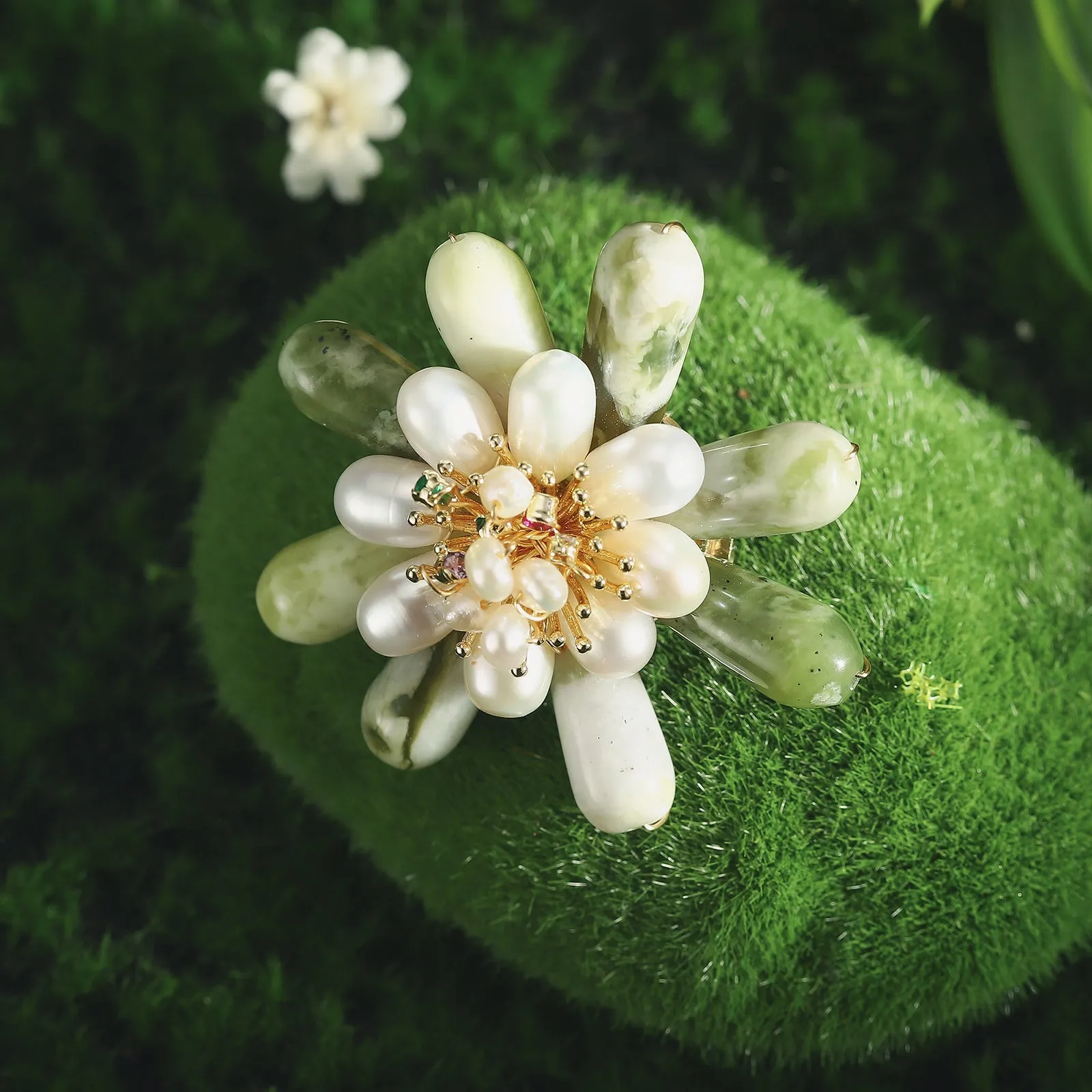 Emerald Pearl Flower Brooch