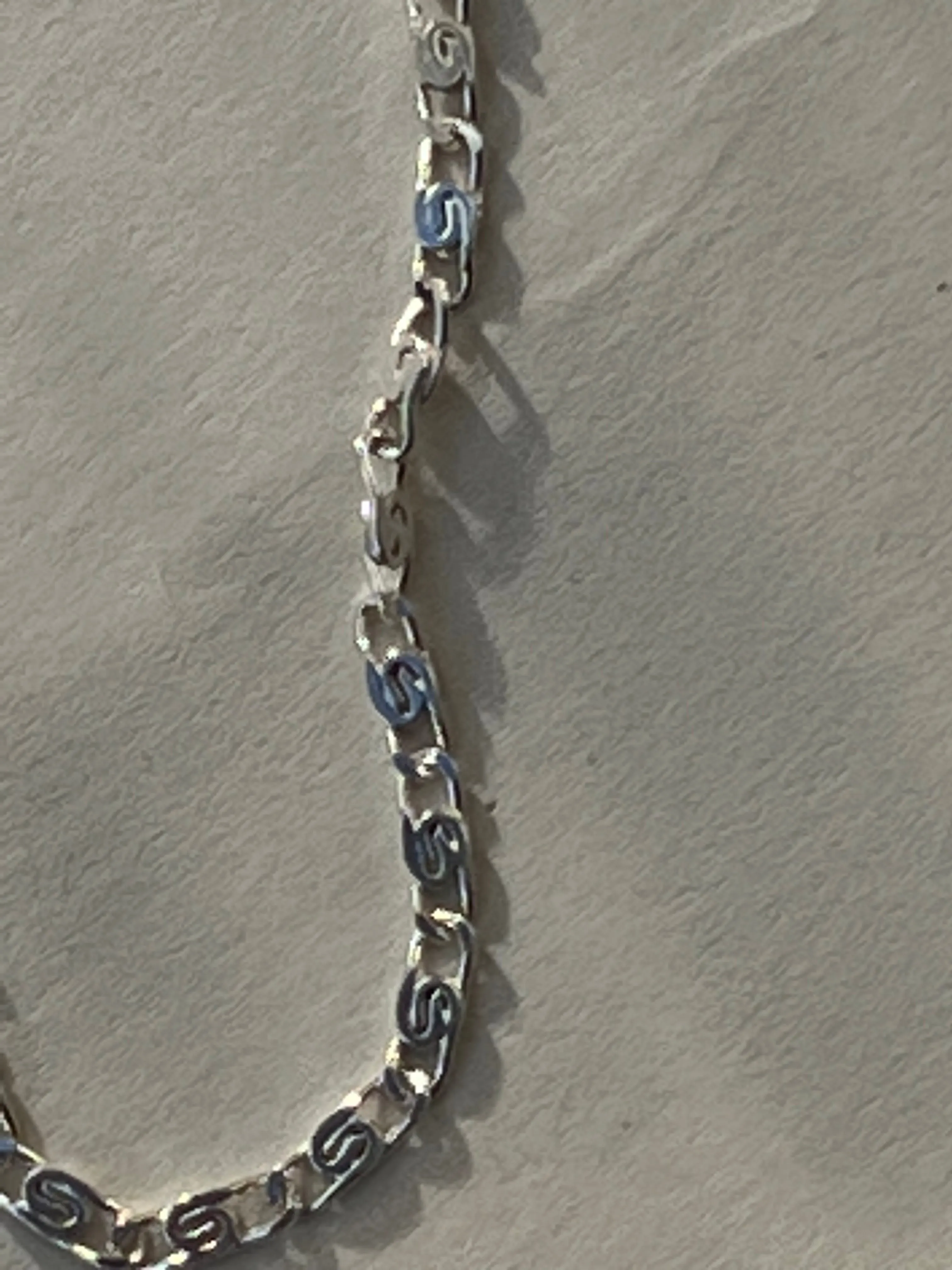 Inward Bracelet