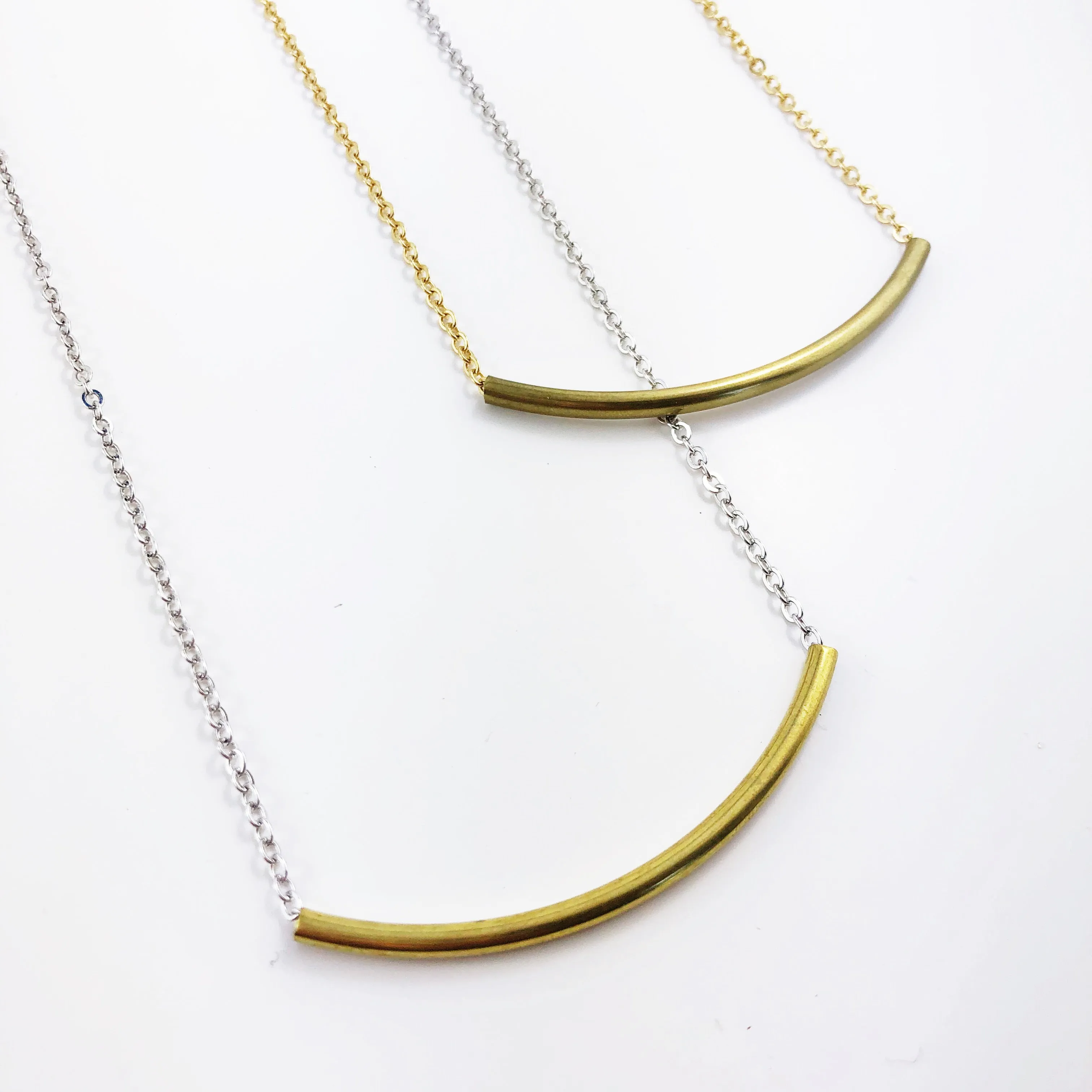 Oui Minimalist Necklace