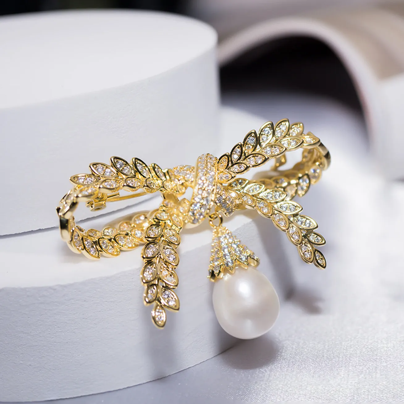 Passion for Life Freshwater Pearl Brooch WC00034