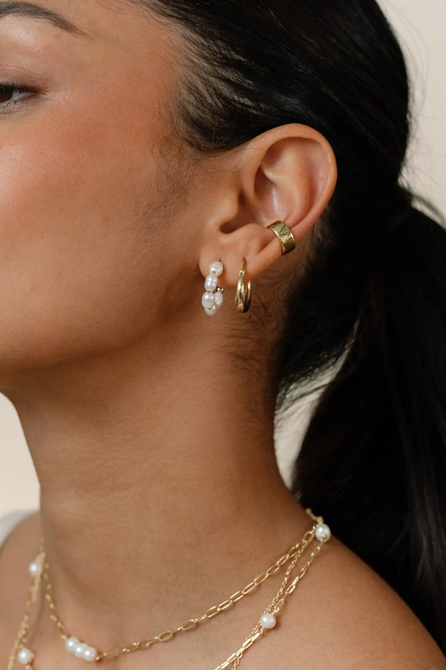 Phoebe Pearl Earrings