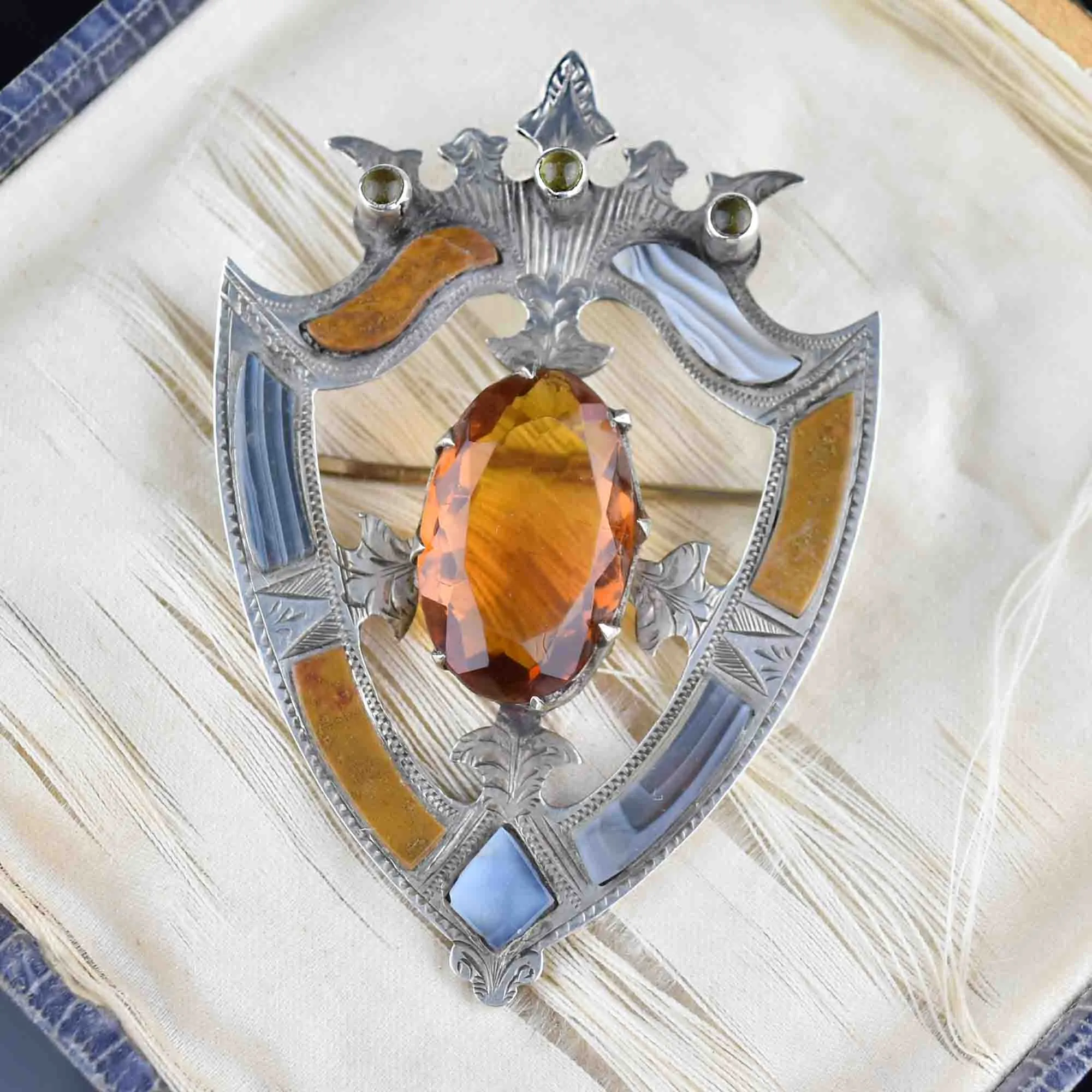 Victorian Silver Scottish Agate Luckenbooth Brooch