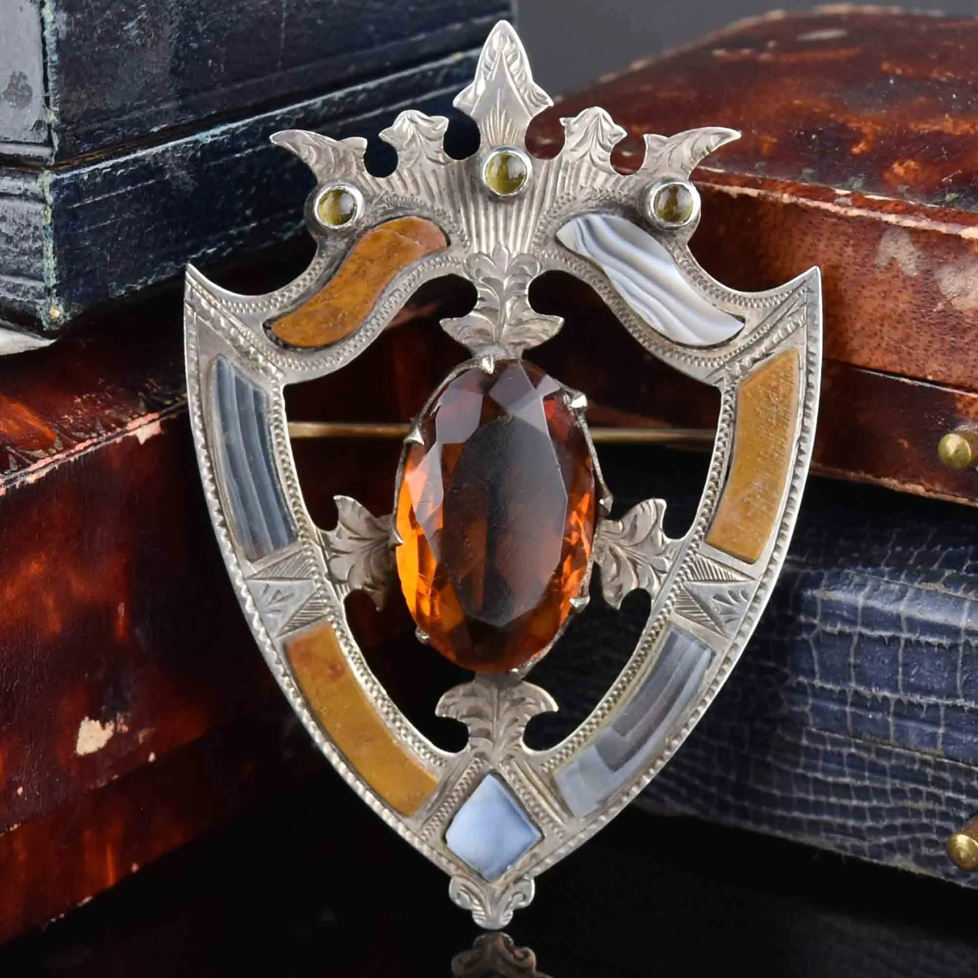 Victorian Silver Scottish Agate Luckenbooth Brooch