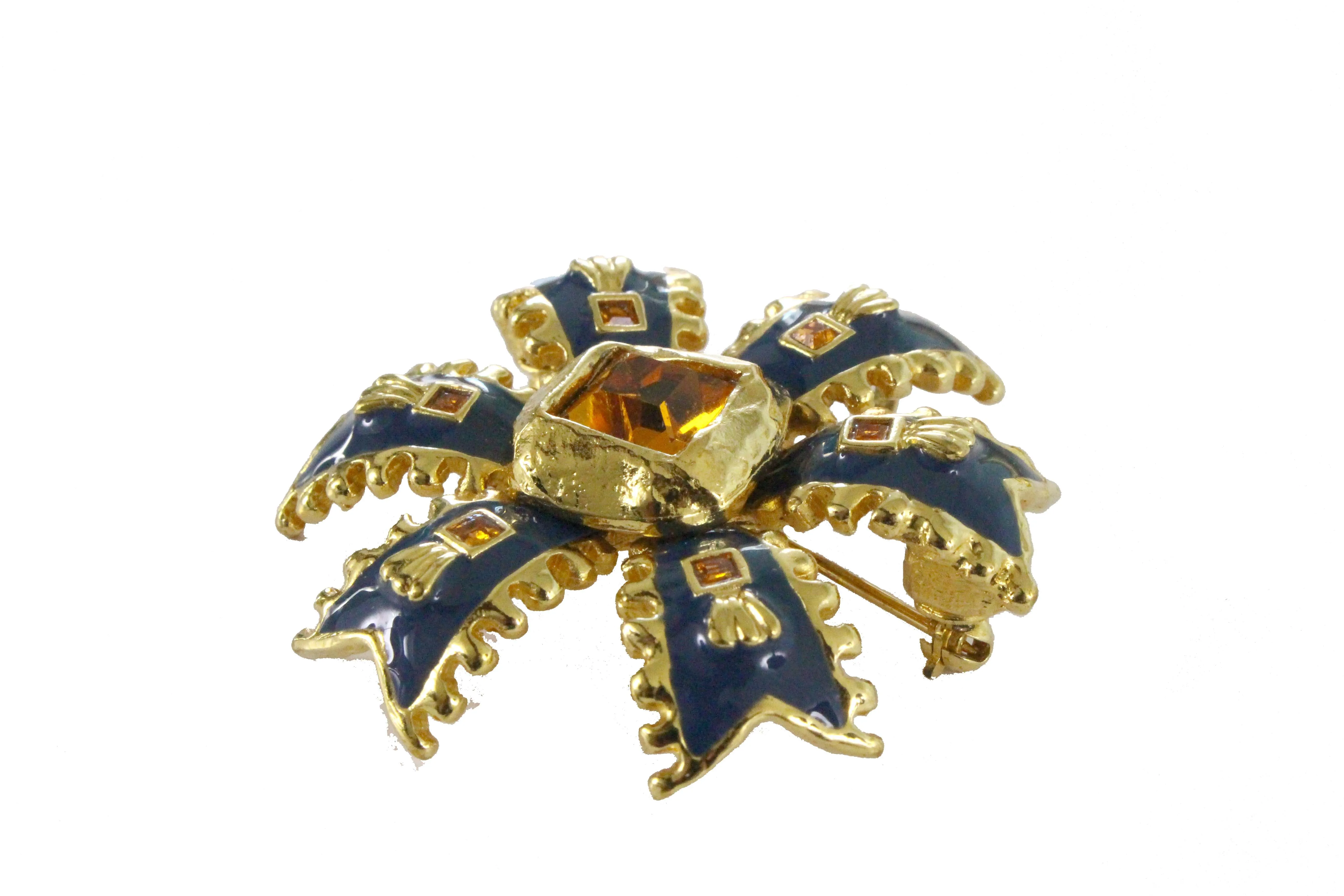 YVES SAINT LAURENT flower pendant brooch