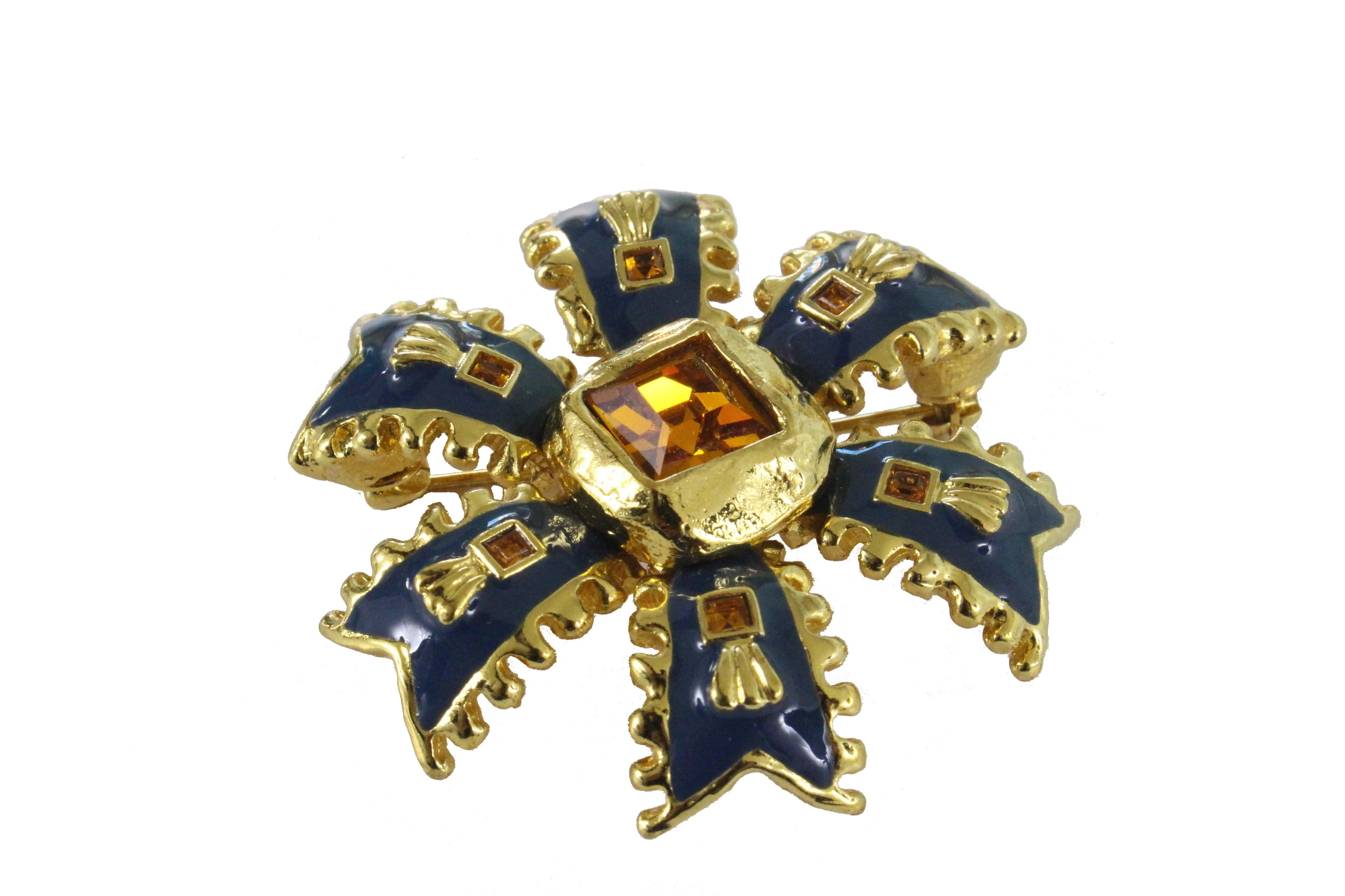 YVES SAINT LAURENT flower pendant brooch